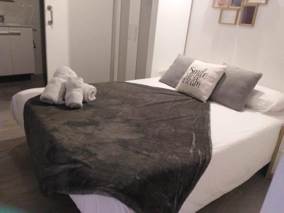 Cozy Rooms Валенсия Екстериор снимка